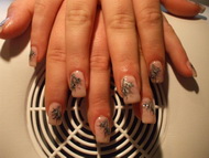 Zselés műköröm díszítés